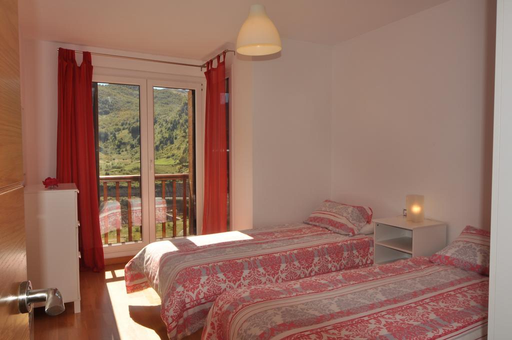 Apartamentos Tirol Formigal Zimmer foto