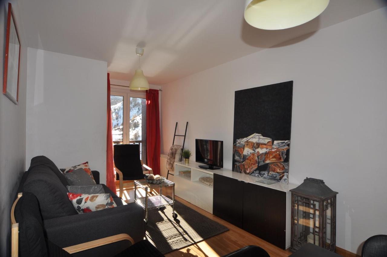 Apartamentos Tirol Formigal Exterior foto